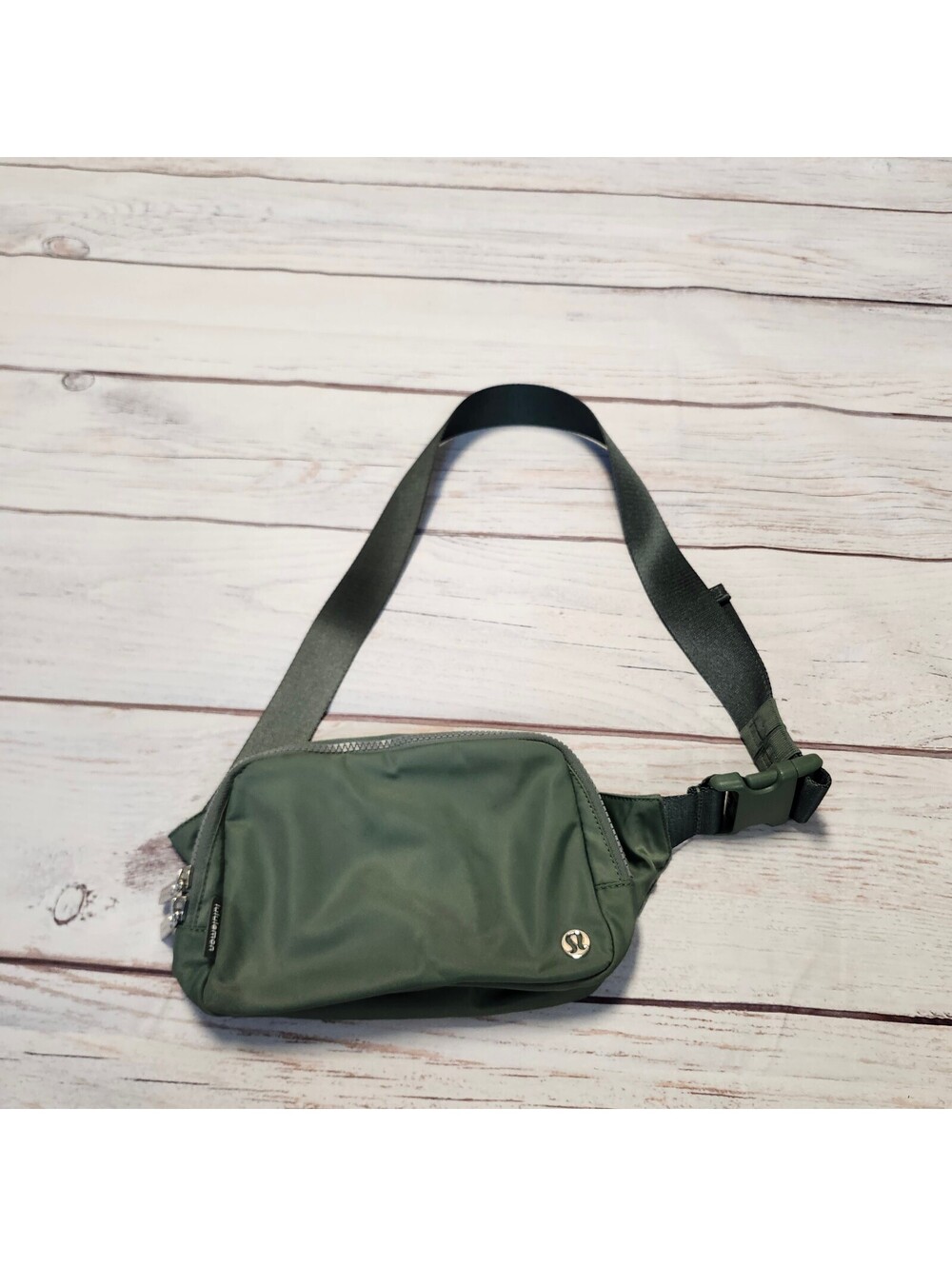 Lululemon Green Waist Bag Fanny Pack